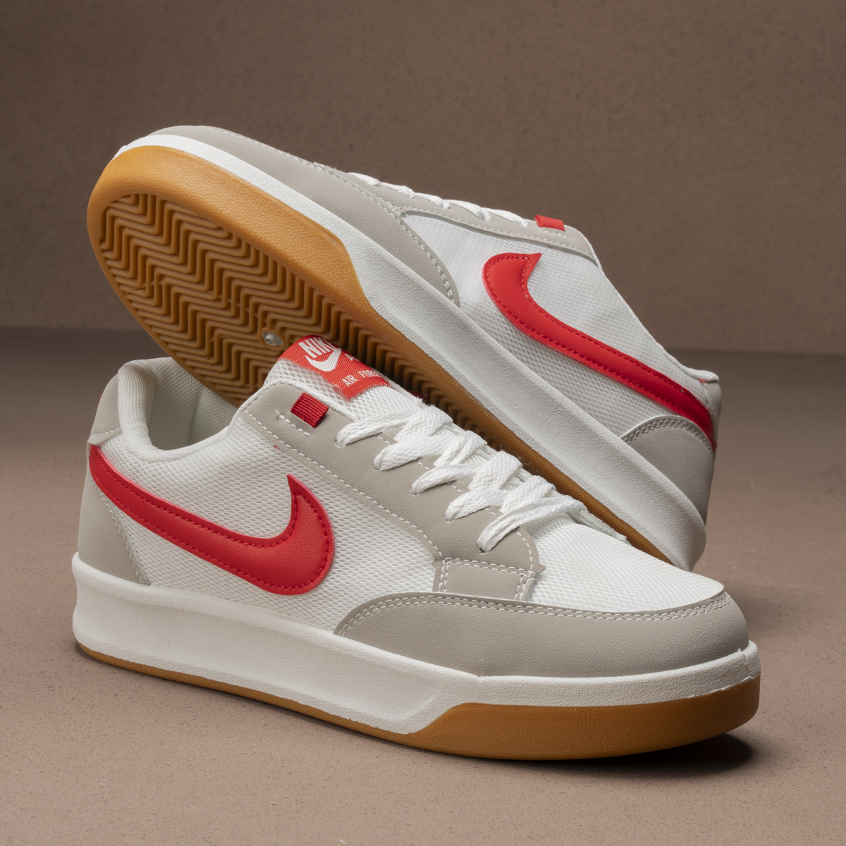 كوتشي Nike N1