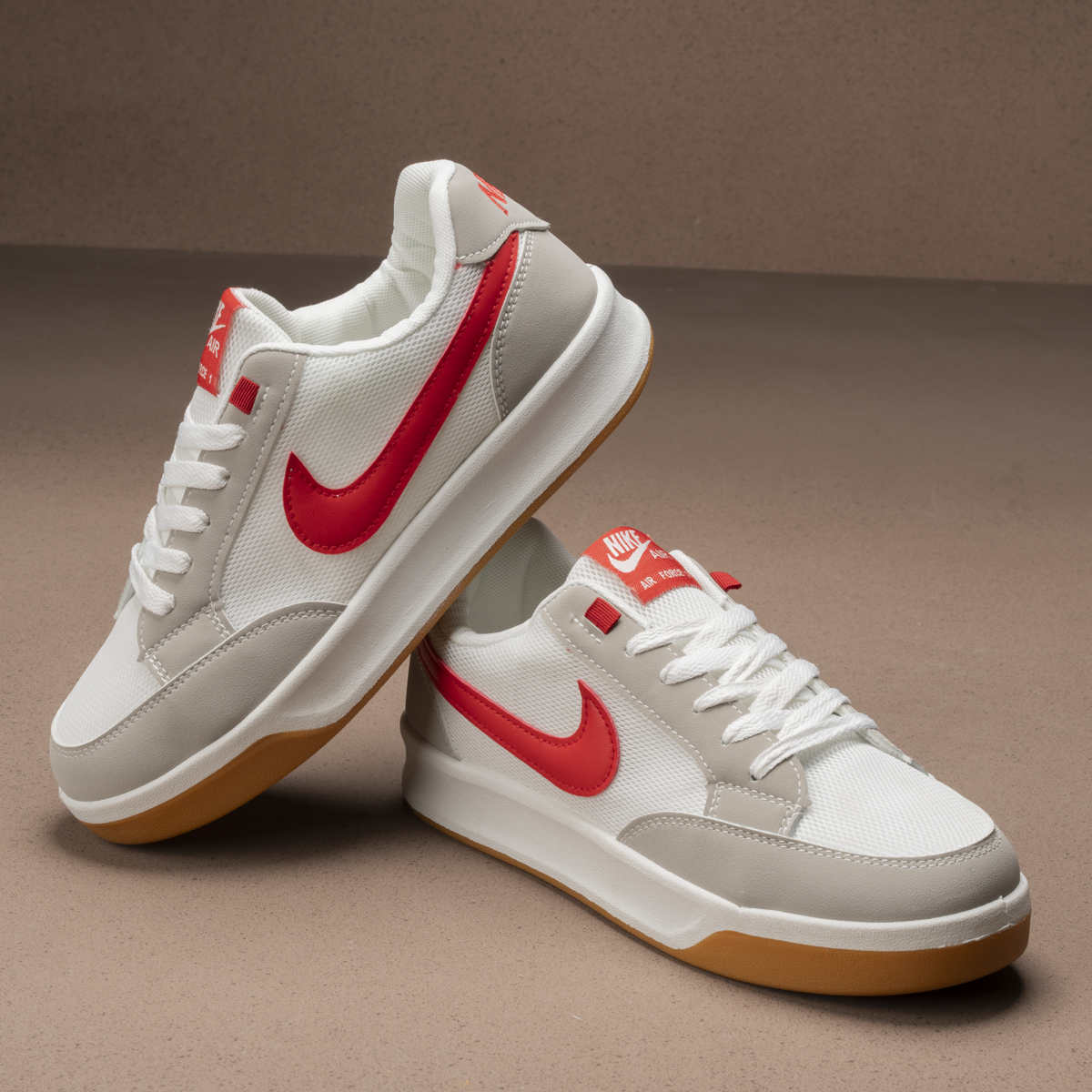 كوتشي Nike N1