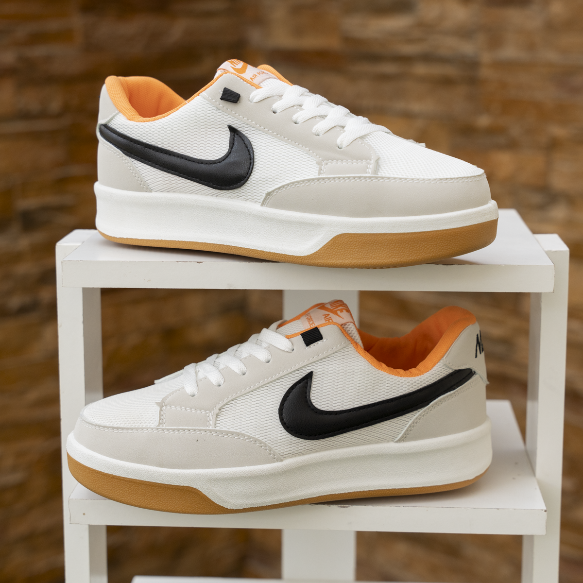 كوتشي Nike N2