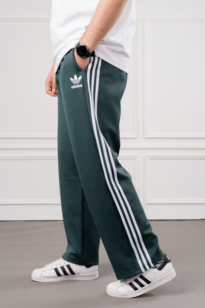 Adidas 3 line sweatpants